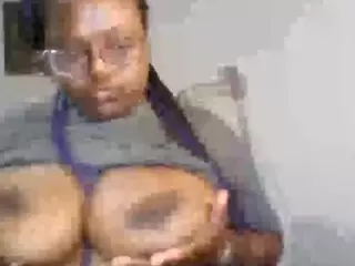 HarmonyKiss's Live Sex Cam Show
