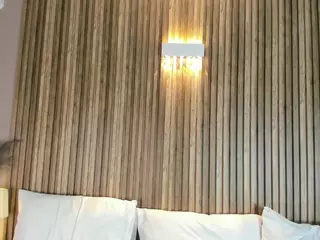 HelenaRoos's Live Sex Cam Show
