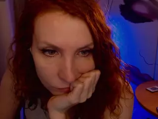 KatieJohanson's Live Sex Cam Show