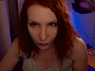 KatieJohanson's Live Sex Cam Show
