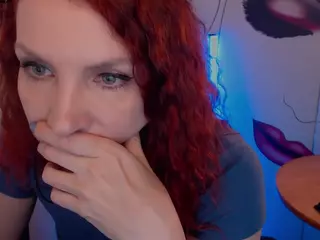KatieJohanson's Live Sex Cam Show