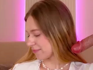 Alice's Live Sex Cam Show
