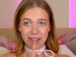 Alice's Live Sex Cam Show