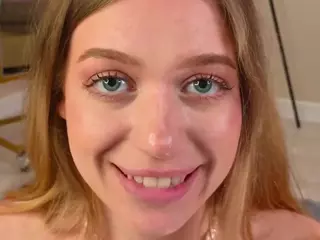 Alice's Live Sex Cam Show