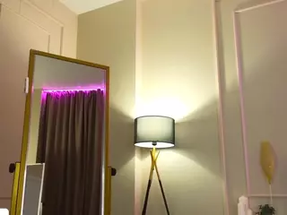 Alice's Live Sex Cam Show