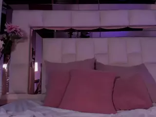 Anyi's Live Sex Cam Show