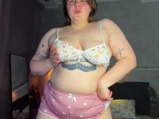 Live cam show with Ruth