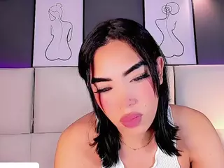 Sofi-hdz's Live Sex Cam Show
