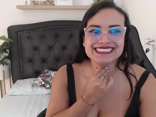 zoe-danae's Live Sex Cam Show