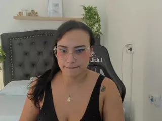 zoe-danae's Live Sex Cam Show