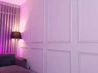 Nohemi's Live Sex Cam Show
