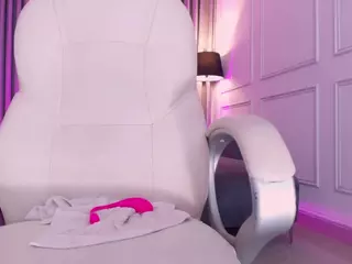 Nohemi's Live Sex Cam Show