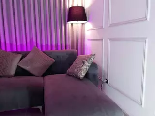 Nohemi's Live Sex Cam Show
