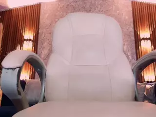 Nohemi's Live Sex Cam Show