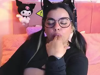 MiahJoness1's Live Sex Cam Show