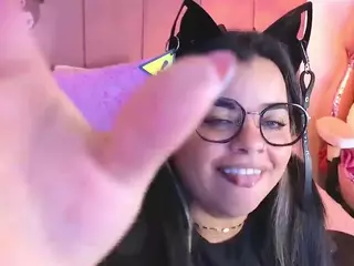 MiahJoness1's Live Sex Cam Show