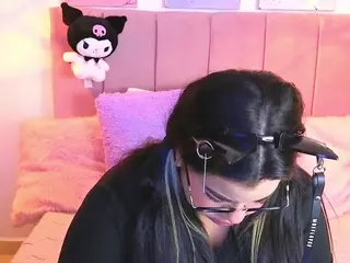 MiahJoness1's Live Sex Cam Show