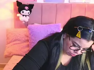 MiahJoness1's Live Sex Cam Show