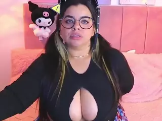 MiahJoness1's Live Sex Cam Show