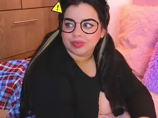 MiahJoness1's Live Sex Cam Show