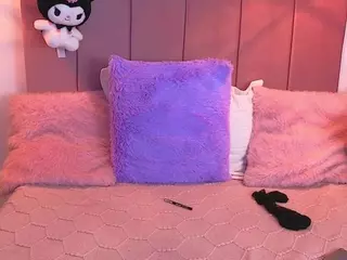MiahJoness1's Live Sex Cam Show
