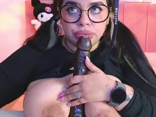 MiahJoness1's Live Sex Cam Show