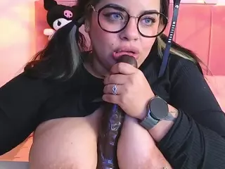 MiahJoness1's Live Sex Cam Show