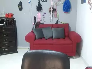 emperatrizmessy's Live Sex Cam Show