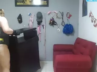 emperatrizmessy's Live Sex Cam Show