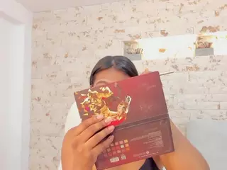 Julianna-Smith's Live Sex Cam Show