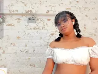 Julianna-Smith's Live Sex Cam Show
