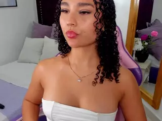 kitty-kayo's Live Sex Cam Show