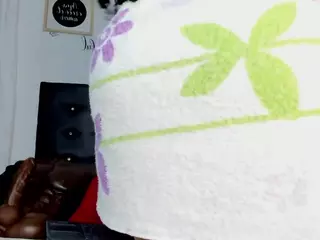 Leonora's Live Sex Cam Show