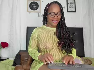 Leonora's Live Sex Cam Show