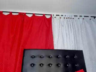Leonora's Live Sex Cam Show