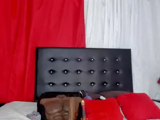 Leonora's Live Sex Cam Show