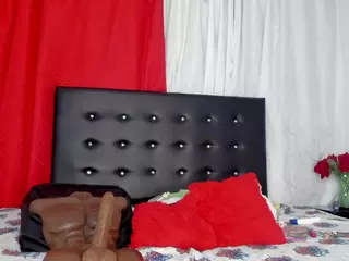 Leonora's Live Sex Cam Show