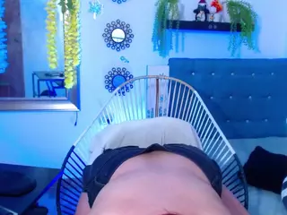 mellodydoll's Live Sex Cam Show