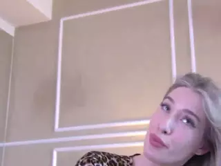 Serena's Live Sex Cam Show