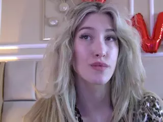 Serena's Live Sex Cam Show