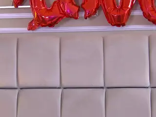 Serena's Live Sex Cam Show