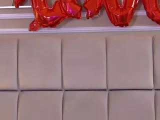 Serena's Live Sex Cam Show