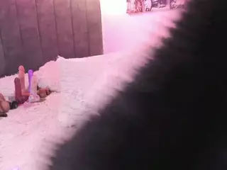 Tiffany big squirt's Live Sex Cam Show