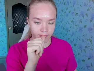 Evelina-Darliing's Live Sex Cam Show
