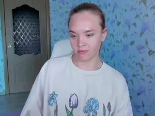 Evelina-Darliing's Live Sex Cam Show