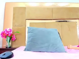 LunaLuvxxx's Live Sex Cam Show