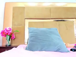 LunaLuvxxx's Live Sex Cam Show
