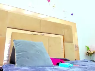 LunaLuvxxx's Live Sex Cam Show