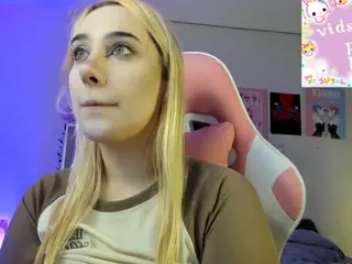 MoranaKit's Live Sex Cam Show