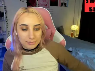 MoranaKit's Live Sex Cam Show